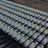 Une flotte de nouveaux véhicules électriques de la marque chinoise BYD au
Terminal Zárate en Argentine, en janvier 2026.
Crédit photo : Luciano Gonzalez - 2026 Anadolu / AFP