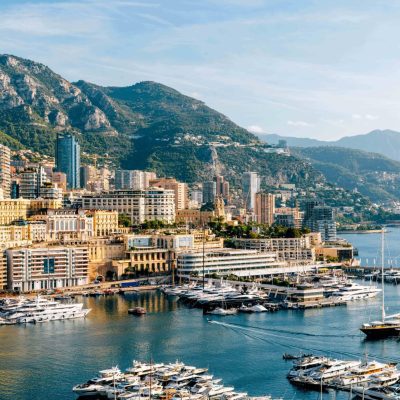La cité de Monaco, en proie à une attaque historique dans la soirée du 29 juin 2026 (Crédits : 	Alexander Spatari/Getty Images)